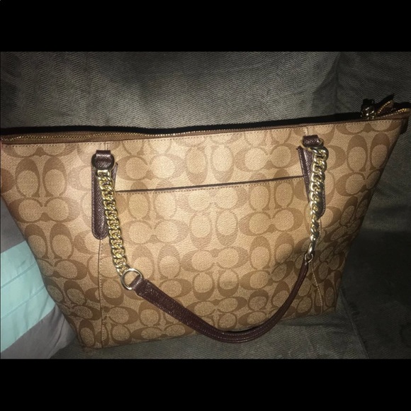 Coach Bundle - Picture 2 of 4